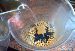 黑芝麻豆浆热量测评,营养美味与低热量完美结合